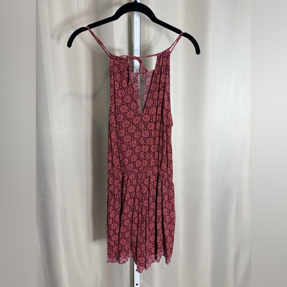 Aeropostale Womens Burgundy Paisley Floral Tie Back Boho Summer Romper Medium - Picture 4 of 6